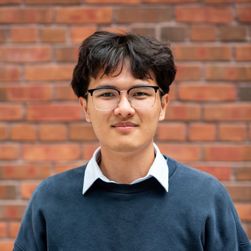 Daniel Zhong